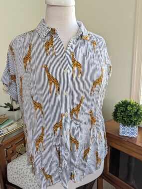 Jane And Delancey Giraffe Top